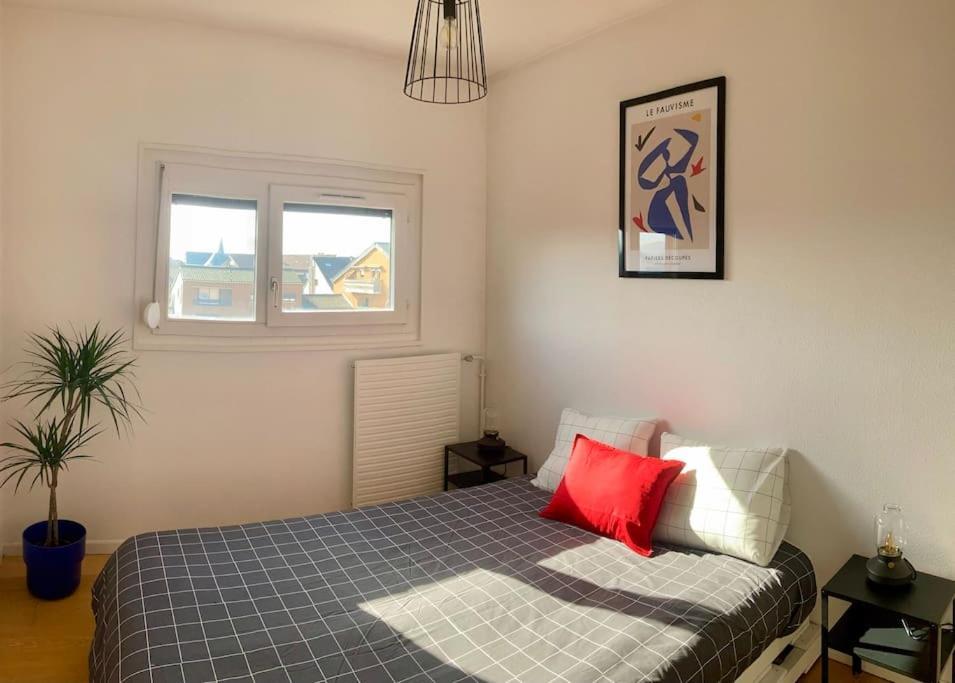 Charmant Appartement Pop - Arty Thonon-les-Bains Eksteriør bilde